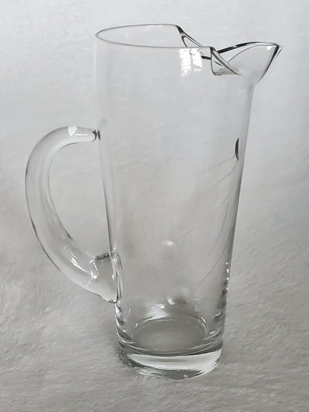 Glass 8 1/2” Clear Martini Pitcher with Etched design Vintage Like New!